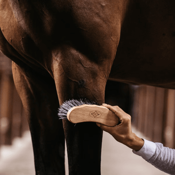 Hovedbilde Grooming Deluxe Middle Hard Brush